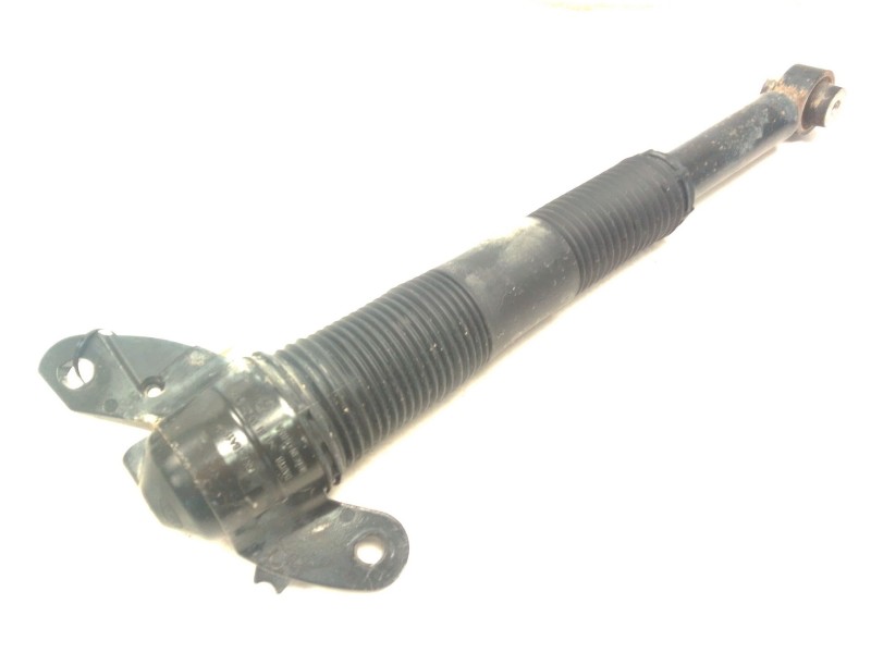 Recambio de amortiguador trasero derecho para land rover discovery sport (l550) 2.0 d 4x4 referencia OEM IAM GK7218A116  