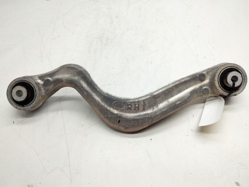 Recambio de brazo suspension superior trasero derecho para land rover discovery sport (l550) 2.0 d 4x4 referencia OEM IAM   