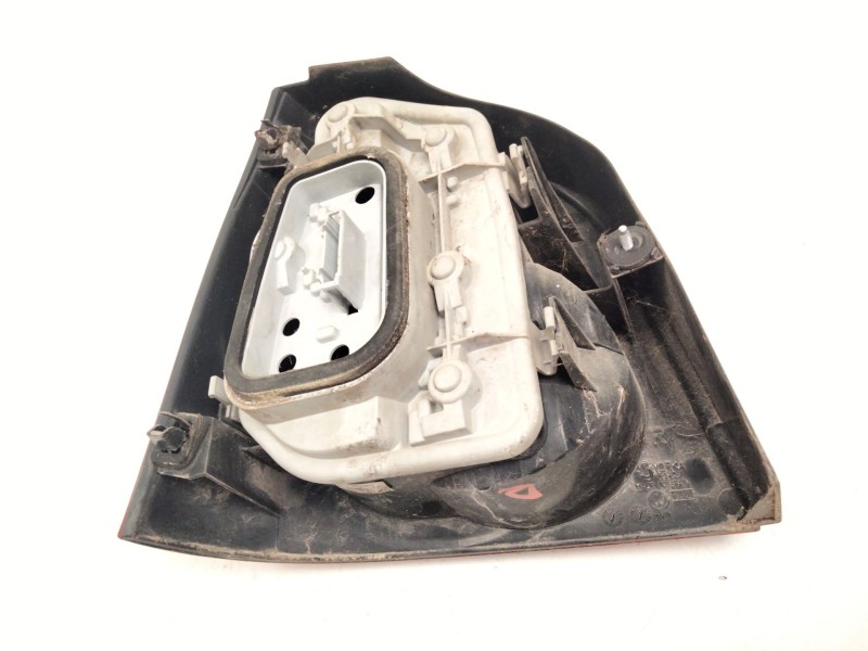 Recambio de piloto trasero derecho para volkswagen polo iv (9n_, 9a_) 1.4 tdi referencia OEM IAM 6Q6945096G  