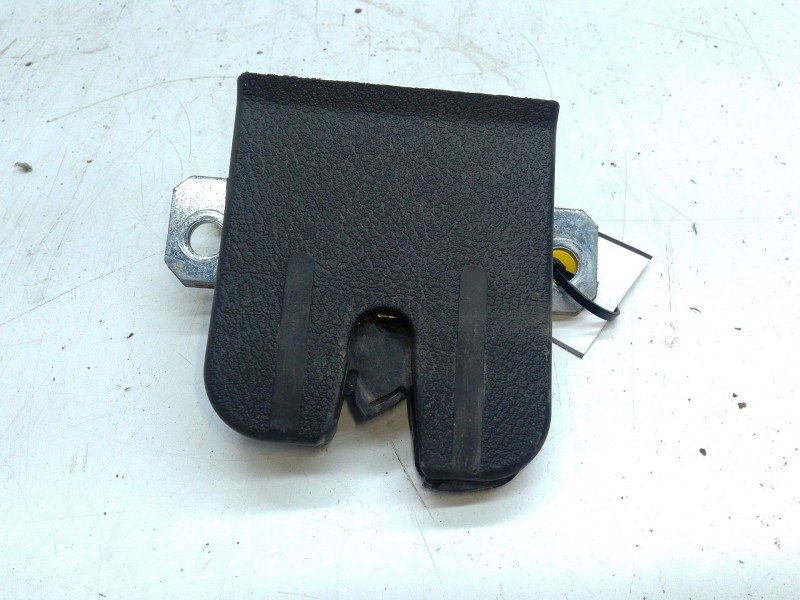 Recambio de cerradura maletero / porton para volkswagen polo iv (9n_, 9a_) 1.4 tdi referencia OEM IAM 6Q6827505B  