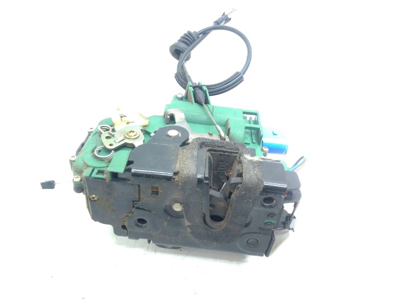 Recambio de cerradura puerta delantera izquierda para volkswagen polo iv (9n_, 9a_) 1.4 tdi referencia OEM IAM 3B1837015  