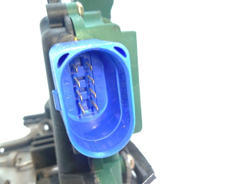 Recambio de cerradura puerta delantera derecha para volkswagen polo iv (9n_, 9a_) 1.4 tdi referencia OEM IAM 3B1837016  