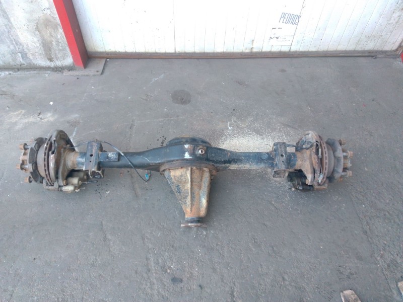 Recambio de puente trasero para nissan nt500 35.15 referencia OEM IAM   