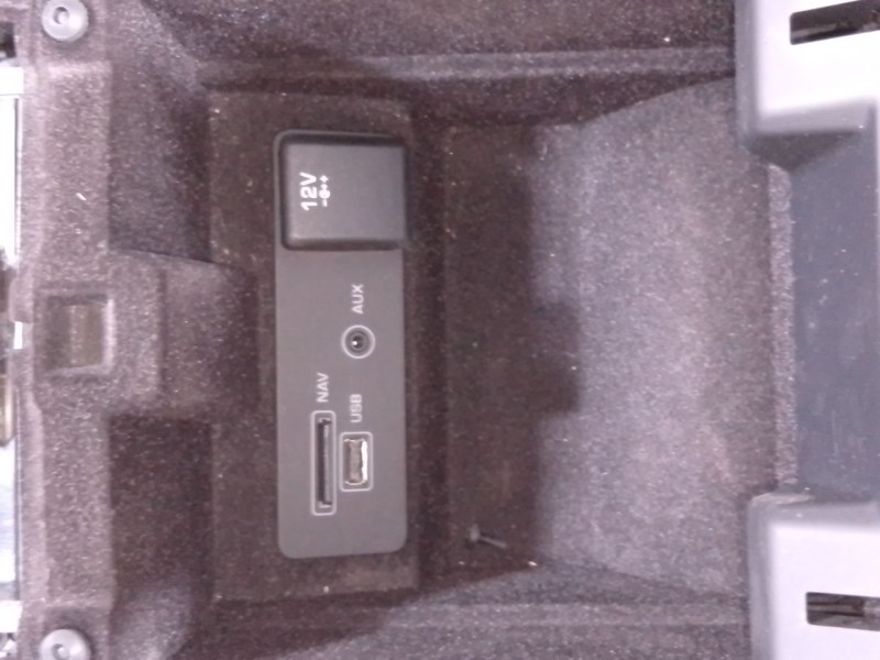 Recambio de consola central para land rover discovery sport (l550) 2.0 d 4x4 referencia OEM IAM   