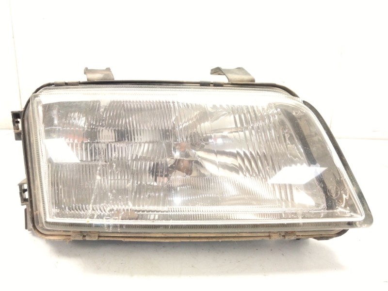 Recambio de faro derecho para audi a4 b5 (8d2) 1.9 tdi referencia OEM IAM 8D0941004E 0301094202 