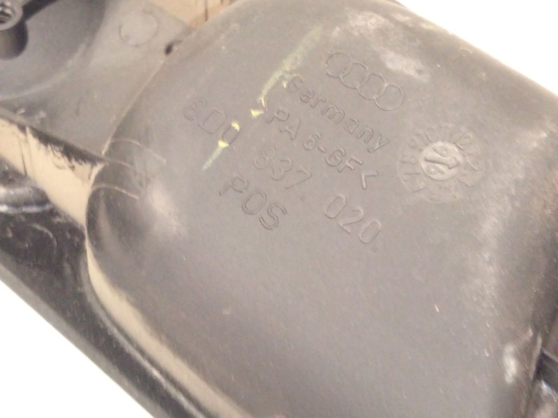 Recambio de maneta interior delantera derecha para audi a4 b5 (8d2) 1.9 tdi referencia OEM IAM 8D0837020  