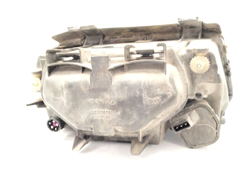 Recambio de faro izquierdo para audi a4 b5 (8d2) 1.9 tdi referencia OEM IAM 1307022194  