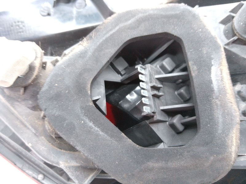 Recambio de piloto trasero izquierdo para opel corsa d (s07) 1.3 cdti (l08, l68) referencia OEM IAM   