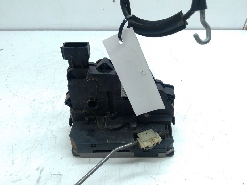 Recambio de cerradura puerta delantera derecha para opel corsa d (s07) 1.3 cdti (l08, l68) referencia OEM IAM 13258274  