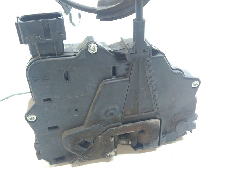 Recambio de cerradura puerta delantera izquierda para opel corsa d (s07) 1.3 cdti (l08, l68) referencia OEM IAM 13258271  