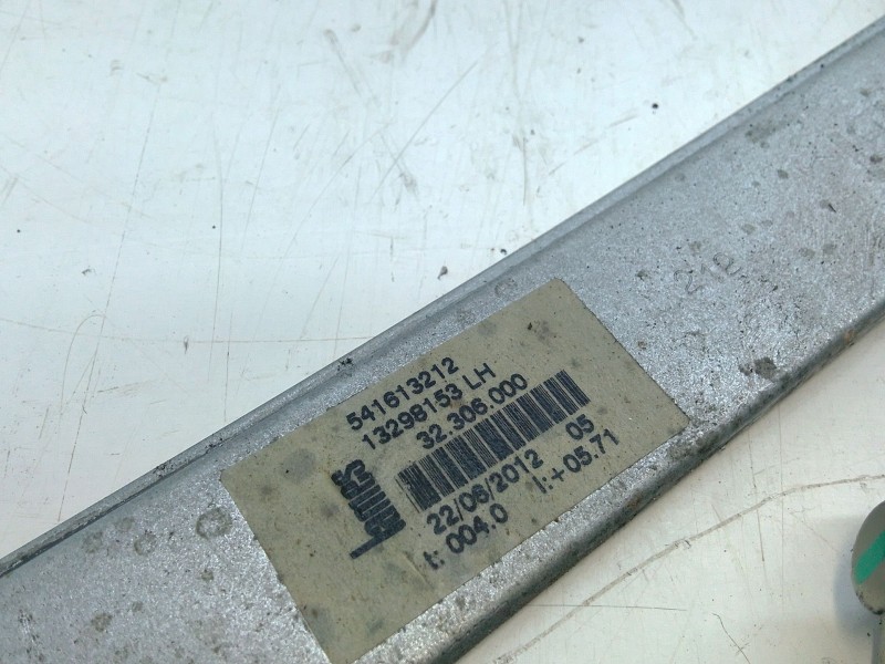 Recambio de elevalunas delantero izquierdo para opel corsa d (s07) 1.3 cdti (l08, l68) referencia OEM IAM 13298153  