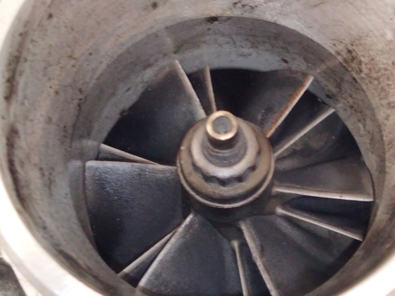 Recambio de turbocompresor para volvo xc90 i (275) d5 awd referencia OEM IAM 757779 30757079 