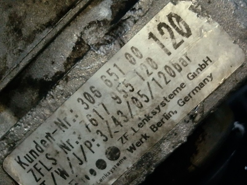 Recambio de bomba direccion para volvo xc90 i (275) d5 awd referencia OEM IAM 30665100  