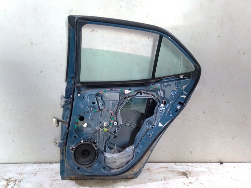 Recambio de puerta trasera derecha para toyota c-hr (_x1_) 1.8 hybrid (zyx10_, zyx11_) referencia OEM IAM   