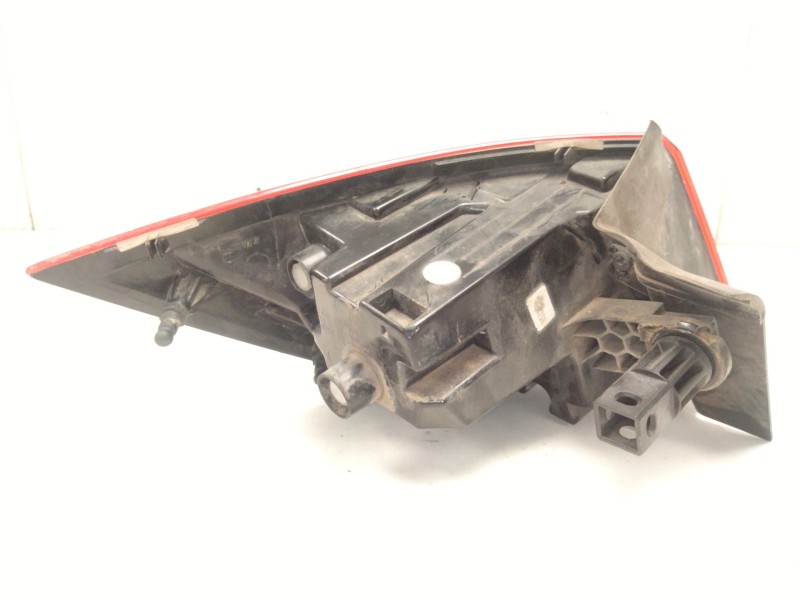 Recambio de piloto trasero derecho para seat leon (5f1) 1.5 tsi referencia OEM IAM 5F9945208B  