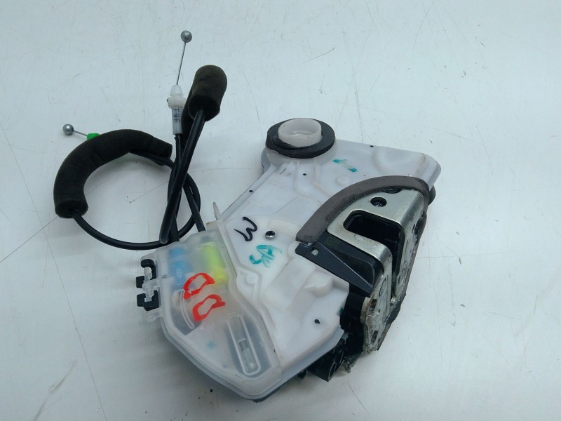 Recambio de cerradura puerta delantera derecha para toyota c-hr (_x1_) 1.8 hybrid (zyx10_, zyx11_) referencia OEM IAM   