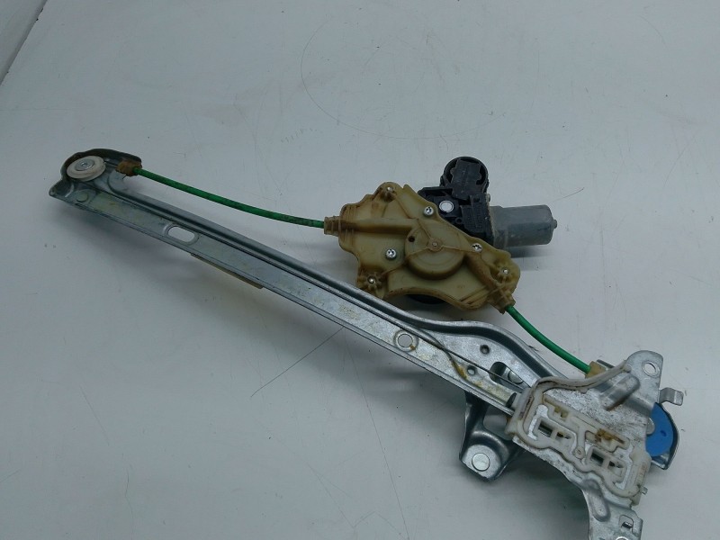 Recambio de elevalunas trasero izquierdo para toyota c-hr (_x1_) 1.8 hybrid (zyx10_, zyx11_) referencia OEM IAM   