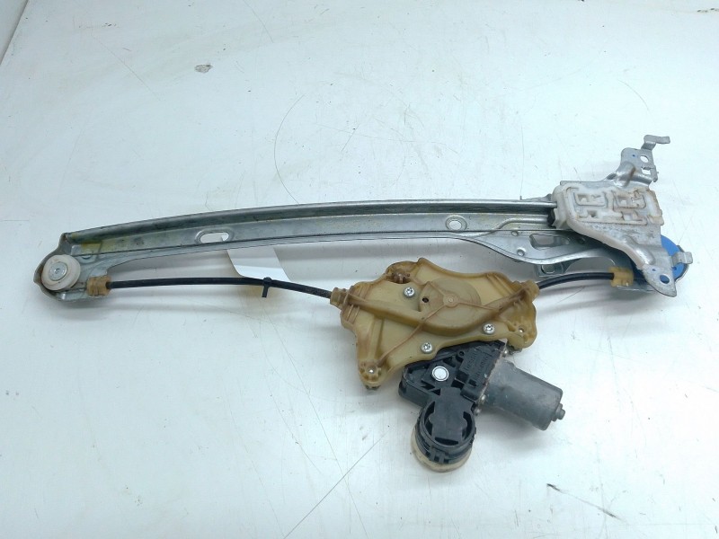 Recambio de elevalunas trasero derecho para toyota c-hr (_x1_) 1.8 hybrid (zyx10_, zyx11_) referencia OEM IAM   