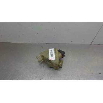 Recambio de deposito servo para nissan trade 2.8 referencia OEM IAM   12501