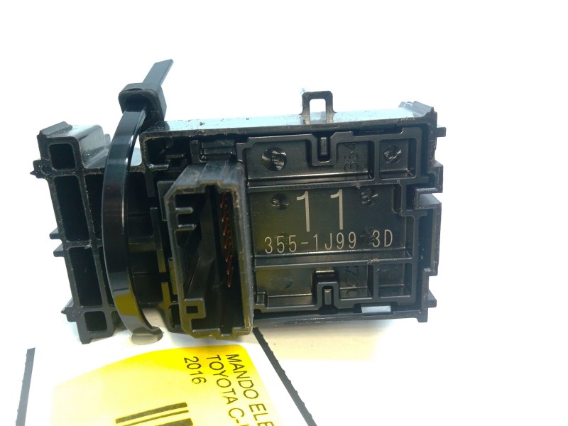Recambio de mando elevalunas delantero derecho para toyota c-hr (_x1_) 1.8 hybrid (zyx10_, zyx11_) referencia OEM IAM   