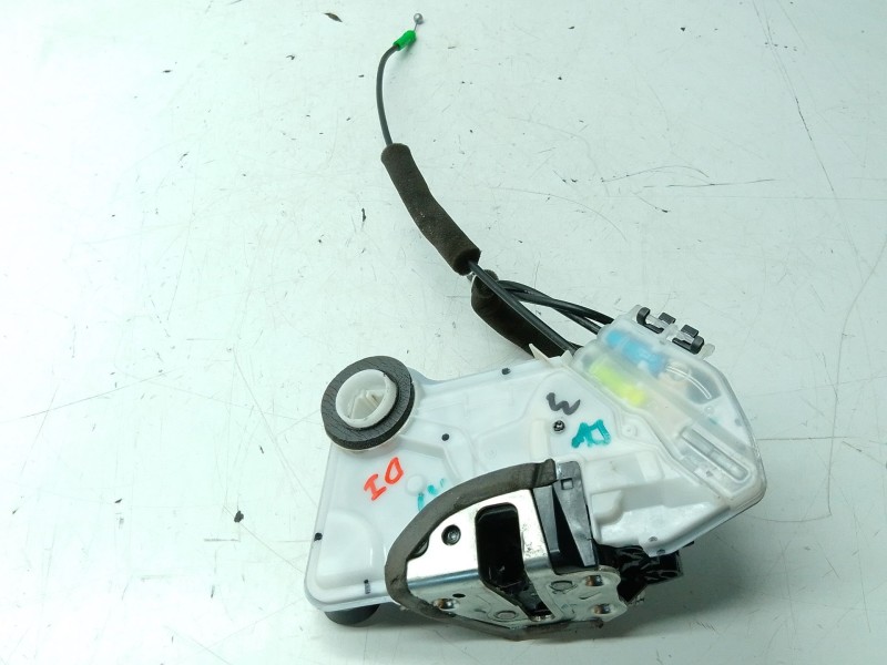 Recambio de cerradura puerta delantera izquierda para toyota c-hr (_x1_) 1.8 hybrid (zyx10_, zyx11_) referencia OEM IAM   
