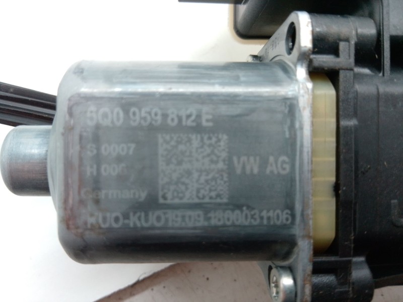 Recambio de elevalunas trasero derecho para seat leon (5f1) 1.5 tsi referencia OEM IAM   