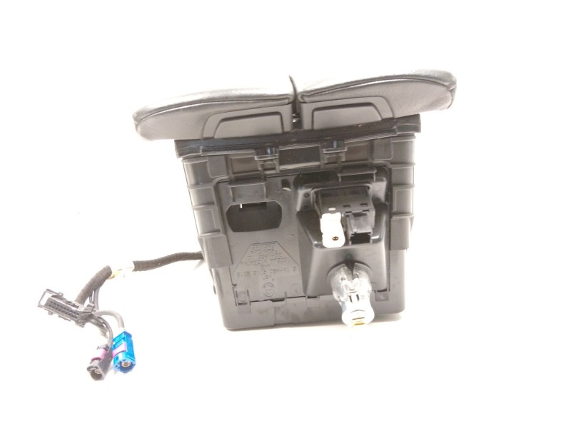 Recambio de reposabrazos para bmw x5 (e70) xdrive 30 d referencia OEM IAM   