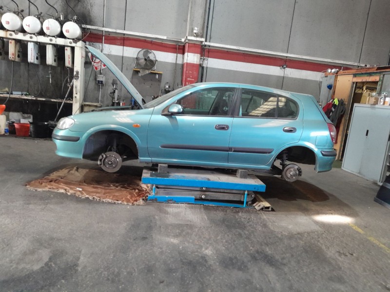nissan almera ii hatchback (n16) del año 2002