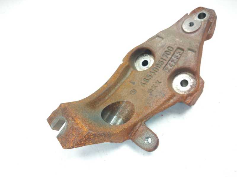 Recambio de soporte motor para mercedes-benz clase c all-terrain (s206) c 220 d 4-matic (206.214) referencia OEM IAM A6540961700