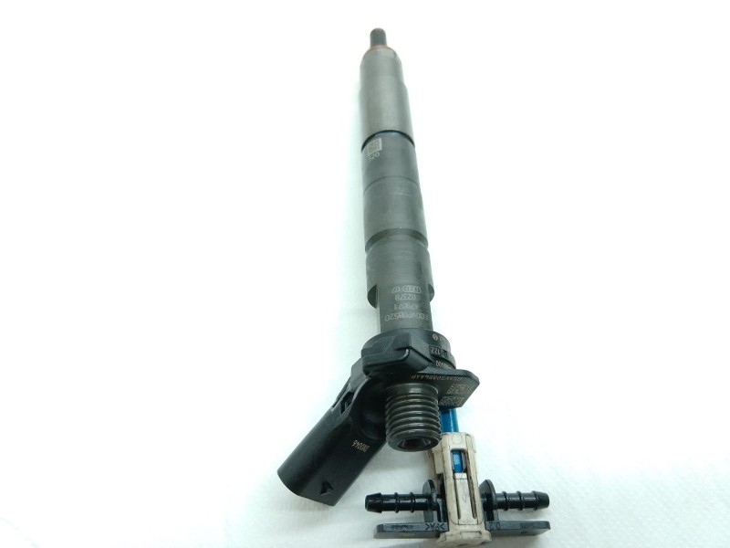 Recambio de inyector para mercedes-benz clase c all-terrain (s206) c 220 d 4-matic (206.214) referencia OEM IAM A654070400  