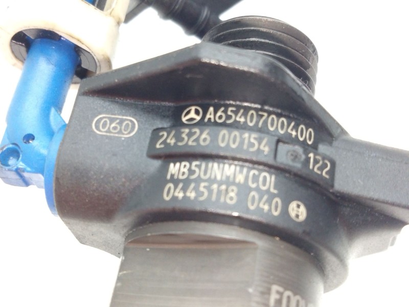 Recambio de inyector para mercedes-benz clase c all-terrain (s206) c 220 d 4-matic (206.214) referencia OEM IAM A6540700400  