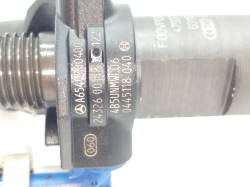 Recambio de inyector para mercedes-benz clase c all-terrain (s206) c 220 d 4-matic (206.214) referencia OEM IAM A6540700400  