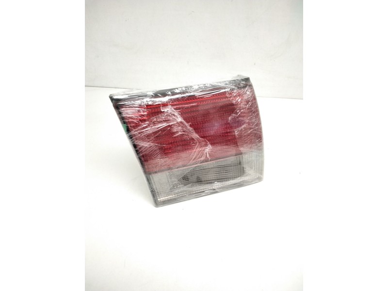 Recambio de piloto trasero izquierdo porton para saab 9-3 berlina 2.2 tid se referencia OEM IAM 4831145  