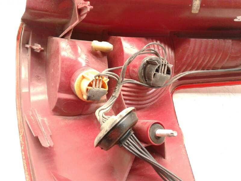 Recambio de piloto trasero izquierdo para citroën c4 berlina collection referencia OEM IAM 9655864080 79998D 