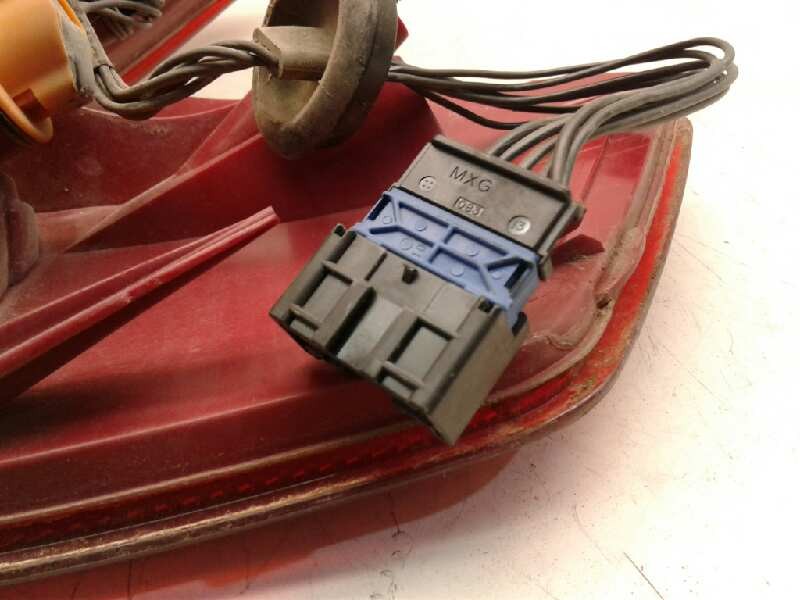 Recambio de piloto trasero izquierdo para citroën c4 berlina collection referencia OEM IAM 9655864080 79998D 