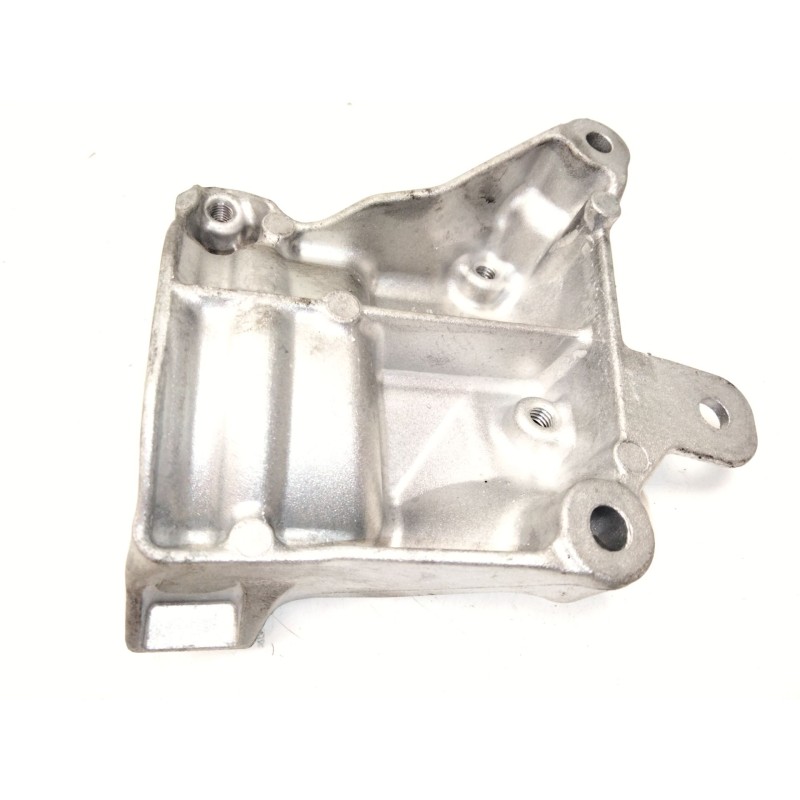 Recambio de soporte motor para mercedes-benz clase c all-terrain (s206) c 220 d 4-matic (206.214) referencia OEM IAM A6542031601