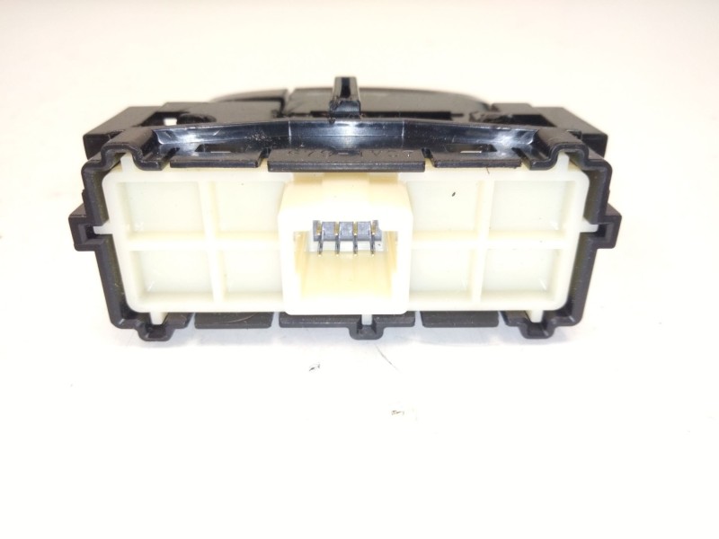 Recambio de mando multifuncion para toyota c-hr (_x1_) 1.8 hybrid (zyx10_, zyx11_) referencia OEM IAM   