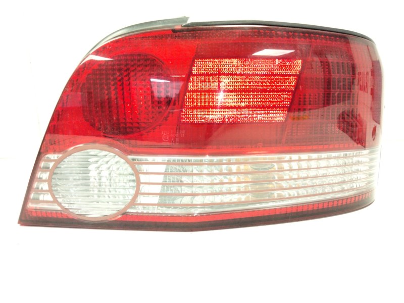 Recambio de piloto trasero derecho para mitsubishi galant vii sedán (e5_a, e7_a, e8_a) 2.0 referencia OEM IAM 22087373  