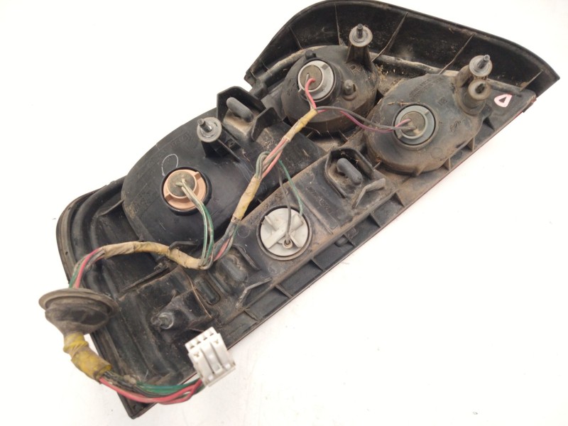 Recambio de piloto trasero derecho para mitsubishi galant vii sedán (e5_a, e7_a, e8_a) 2.0 referencia OEM IAM 22087373  