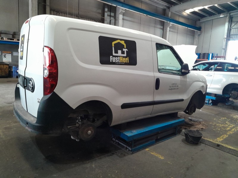 opel combo furgoneta/monovolumen (x12) del año 2026