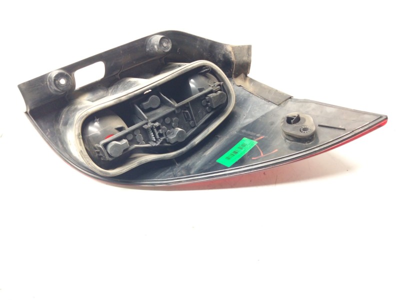 Recambio de piloto trasero izquierdo para renault laguna ii grandtour (kg0) dynamique referencia OEM IAM 23470102 8200002471 