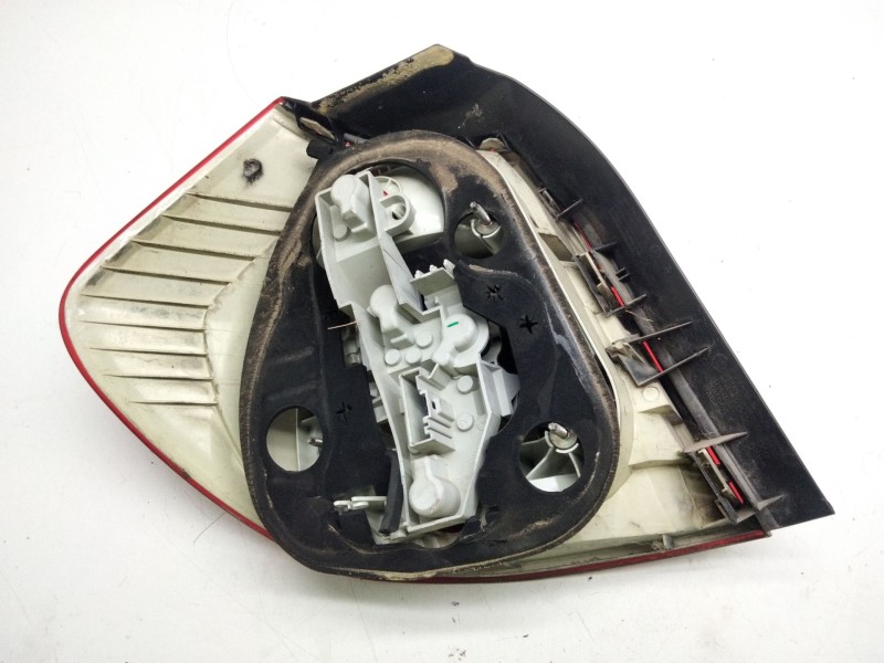 Recambio de piloto trasero derecho para bmw 1 (e81) 118 d referencia OEM IAM   
