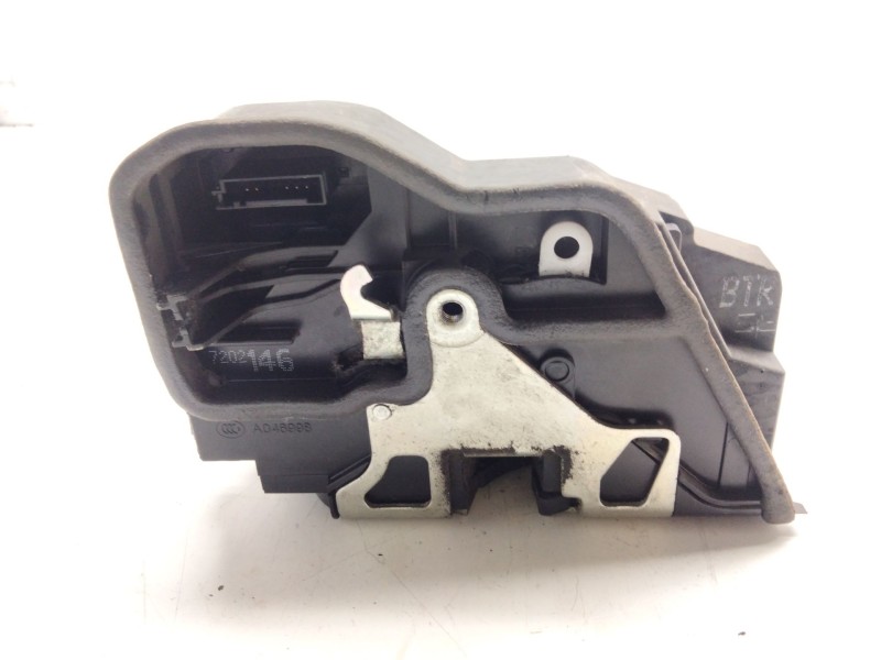 Recambio de cerradura puerta delantera derecha para bmw 1 (e81) 118 d referencia OEM IAM   
