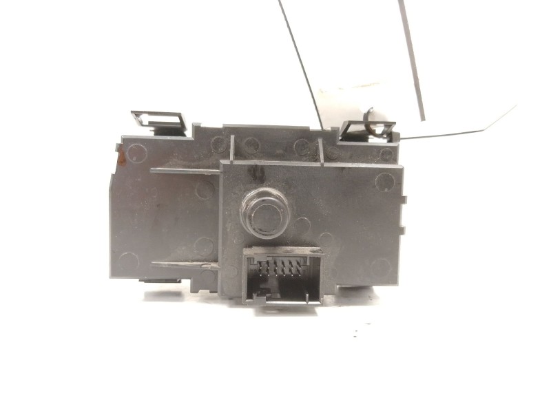Recambio de mando limpia para bmw 1 (e81) 118 d referencia OEM IAM   