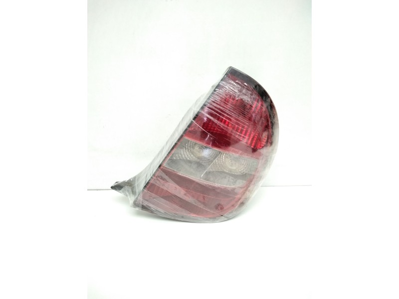 Recambio de piloto trasero derecho para citroën c5 berlina 2.0 hdi sx referencia OEM IAM 9632646680  