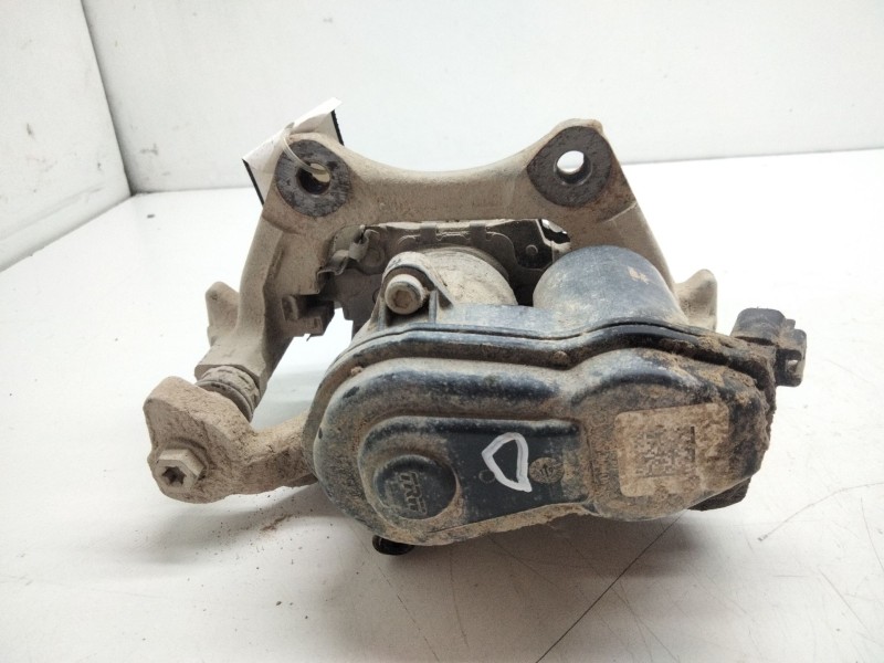 Recambio de pinza freno trasera derecha para toyota c-hr (_x1_) 1.8 hybrid (zyx10_, zyx11_) referencia OEM IAM   