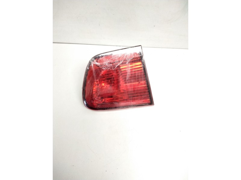 Recambio de piloto trasero izquierdo porton para seat ibiza (6k1) stella referencia OEM IAM 26111  