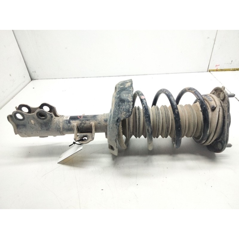 Recambio de amortiguador delantero derecho para toyota c-hr (_x1_) 1.8 hybrid (zyx10_, zyx11_) referencia OEM IAM   