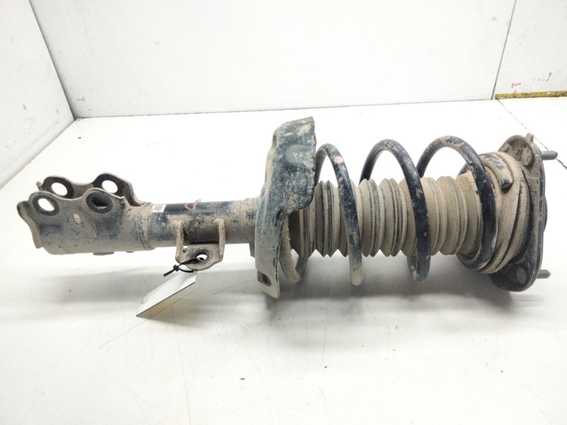Recambio de amortiguador delantero derecho para toyota c-hr (_x1_) 1.8 hybrid (zyx10_, zyx11_) referencia OEM IAM   