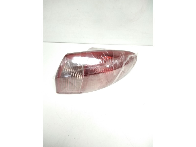Recambio de piloto trasero derecho para alfa romeo 147 (190) 1.9 jtd distinctive referencia OEM IAM 46556347 03923010 